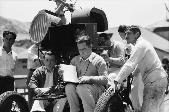 狂揽700亿的迪士尼:“血洗”好莱坞,我们是专业的 狂揽700亿的迪士尼:“血洗”好莱坞,我们是专业的