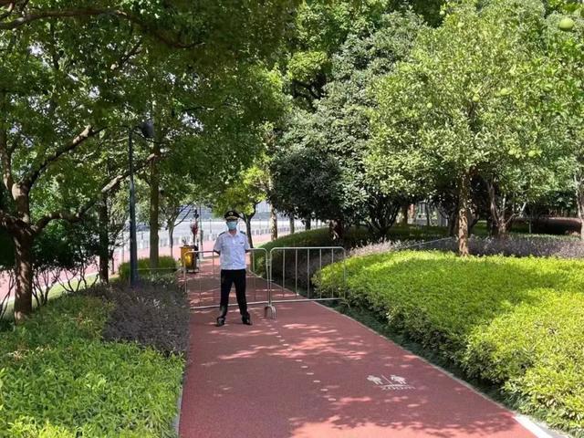 最新!上海迪士尼乐园、海昌海洋公园、东方体育中心等一些场所暂停开放 最新!上海迪士尼乐园、海昌海洋公园、东方体育中心等一些场所暂停开放