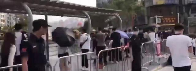 四万人排队喝一杯茶颜悦色,有何隐情? 四万人排队喝一杯茶颜悦色,有何隐情?