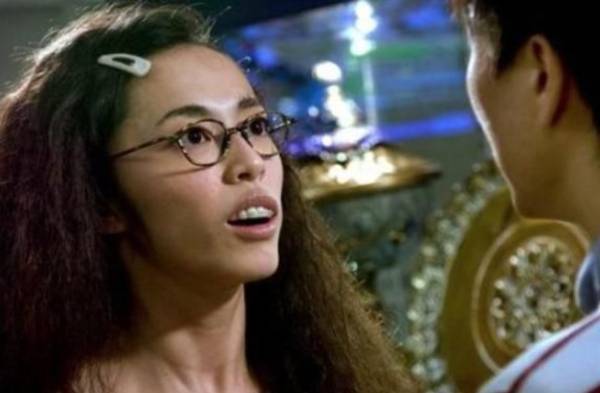 星爷居然骗了我们这么多年,龅牙珍原来的容颜是怎么样的? 星爷居然骗了我们这么多年,龅牙珍原来的容颜是怎么样的?