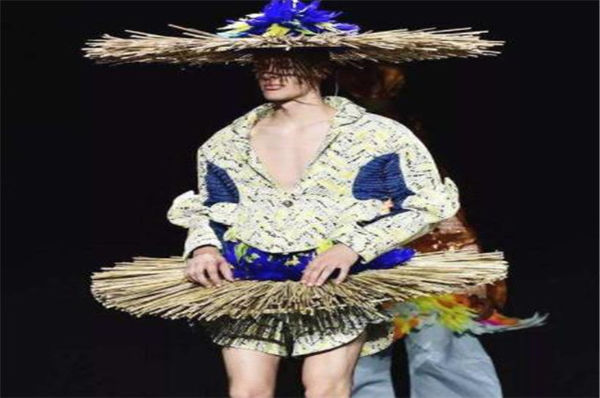 你怎样看待时装周的那些辣眼睛的时装? 你怎样看待时装周的那些辣眼睛的时装?