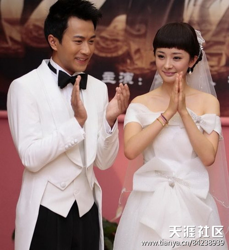 杨幂刘恺威领证结婚！！