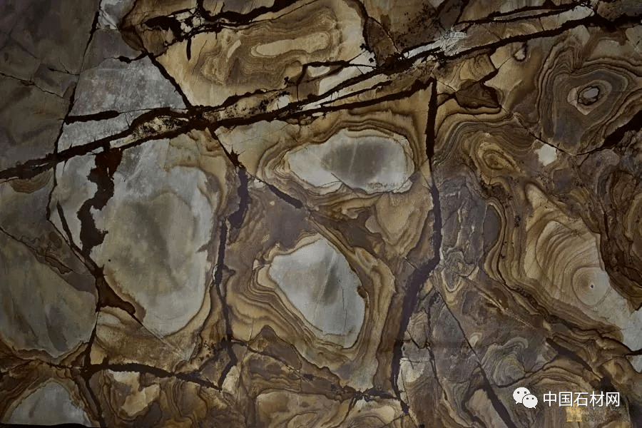 石材与人体彩绘的艺术巨作,视觉冲击up! 石材与人体彩绘的艺术巨作,视觉冲击up!