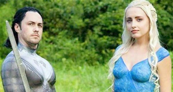 人体彩绘有多逼真?这位艺术家画件“衣服”就出门,没有一人认出 人体彩绘有多逼真?这位艺术家画件“衣服”就出门,没有一人认出