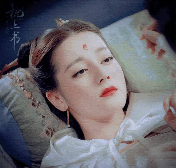 杨幂的白浅桃林醉酒,谭松韵的今夏屋顶醉酒,谁醉酒的模样最美? 杨幂的白浅桃林醉酒,谭松韵的今夏屋顶醉酒,谁醉酒的模样最美?