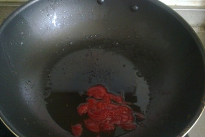 求糖醋排骨的做法步骤视频教程? 求糖醋排骨的做法步骤视频教程?