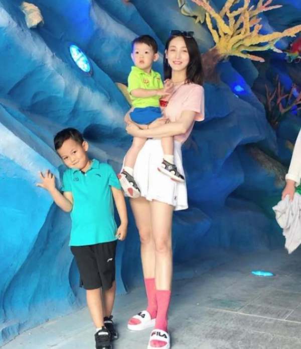 乒乓冠军王皓现状如何呢? 乒乓冠军王皓现状如何呢?