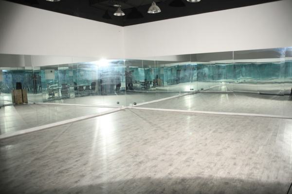 装修一间舞蹈教室都需要什么东西? 装修一间舞蹈教室都需要什么东西?