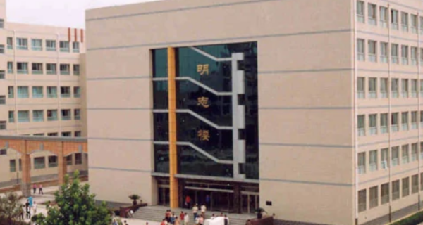 毛坦厂中学和衡水中学哪个厉害？