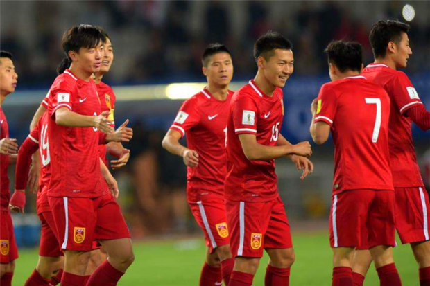 世预赛国足1：2负于叙利亚，艾克森0进球，为何世预赛上的他表现平平？