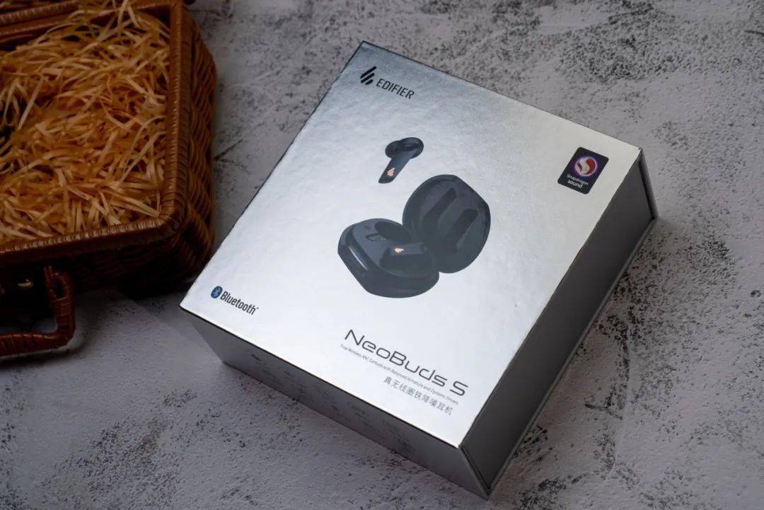 骁龙畅听加持!试听漫步者NeoBuds S真无线圈铁降噪耳机 骁龙畅听加持!试听漫步者NeoBuds S真无线圈铁降噪耳机
