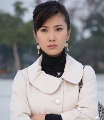 杨幂居然拒潜规则!!!!!结果遭暴打。。。。 杨幂居然拒潜规则!!!!!结果遭暴打。。。。