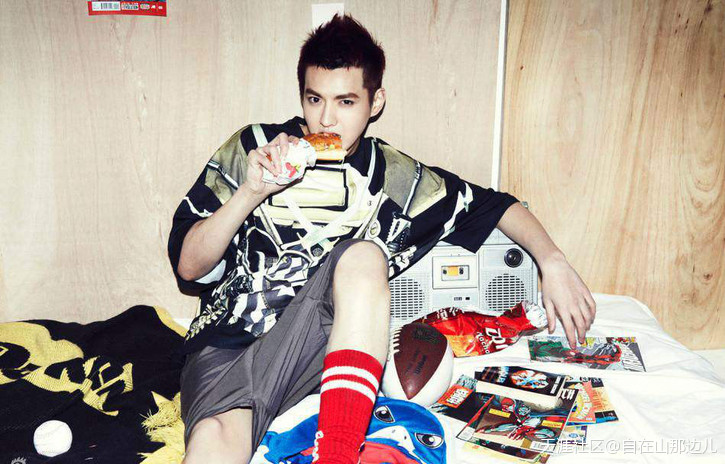 吴亦凡那么火,为什么歌的传唱度不高? 吴亦凡那么火,为什么歌的传唱度不高?