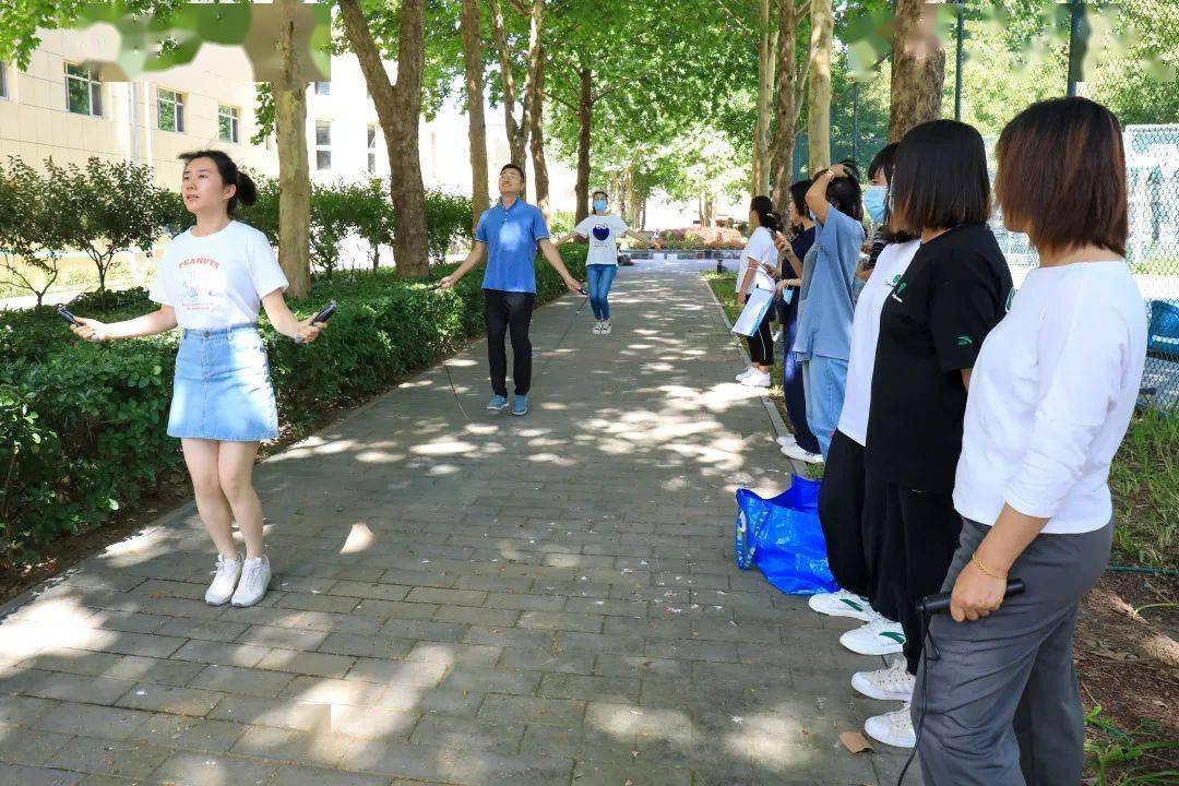 跳出健康 跳出快乐 跳出团结——区房管局组织开展职工跳绳比赛 跳出健康 跳出快乐 跳出团结——区房管局组织开展职工跳绳比赛