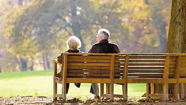 为什么很多人都说以房养老是个骗局? 为什么很多人都说以房养老是个骗局?