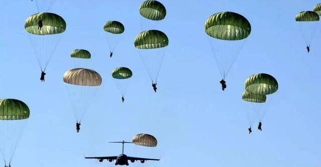 为什么空难发生的时刻,宁愿坠机,也不让乘客们跳伞? 为什么空难发生的时刻,宁愿坠机,也不让乘客们跳伞?