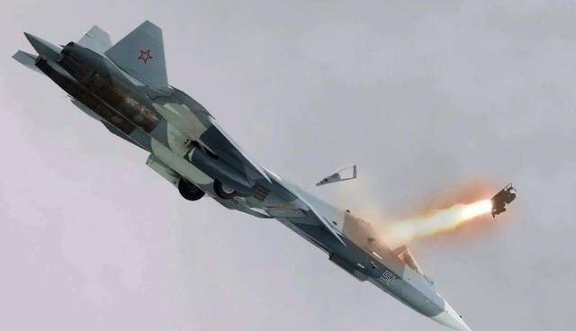 为什么空难发生的时刻,宁愿坠机,也不让乘客们跳伞? 为什么空难发生的时刻,宁愿坠机,也不让乘客们跳伞?