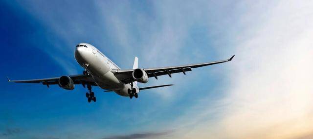 为什么空难发生的时刻,宁愿坠机,也不让乘客们跳伞? 为什么空难发生的时刻,宁愿坠机,也不让乘客们跳伞?