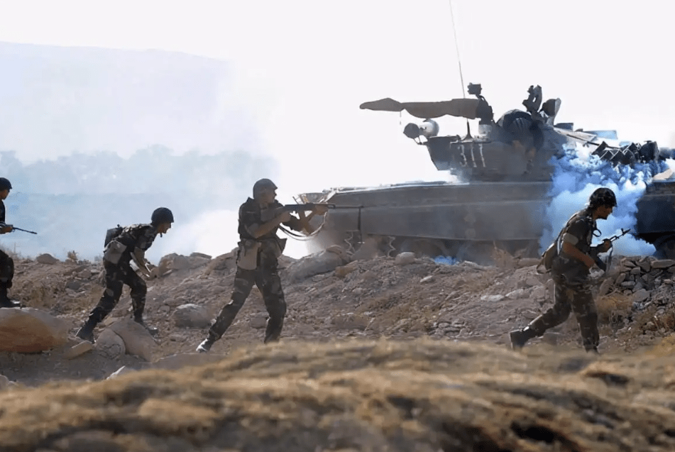 白俄罗斯机场疑似爆炸,此前俄军机场也出事了,真的只是巧合吗? 白俄罗斯机场疑似爆炸,此前俄军机场也出事了,真的只是巧合吗?