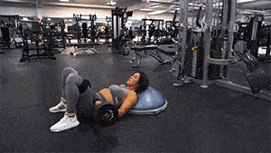 全方位轰炸臀部,你需要这套动作! 全方位轰炸臀部,你需要这套动作!