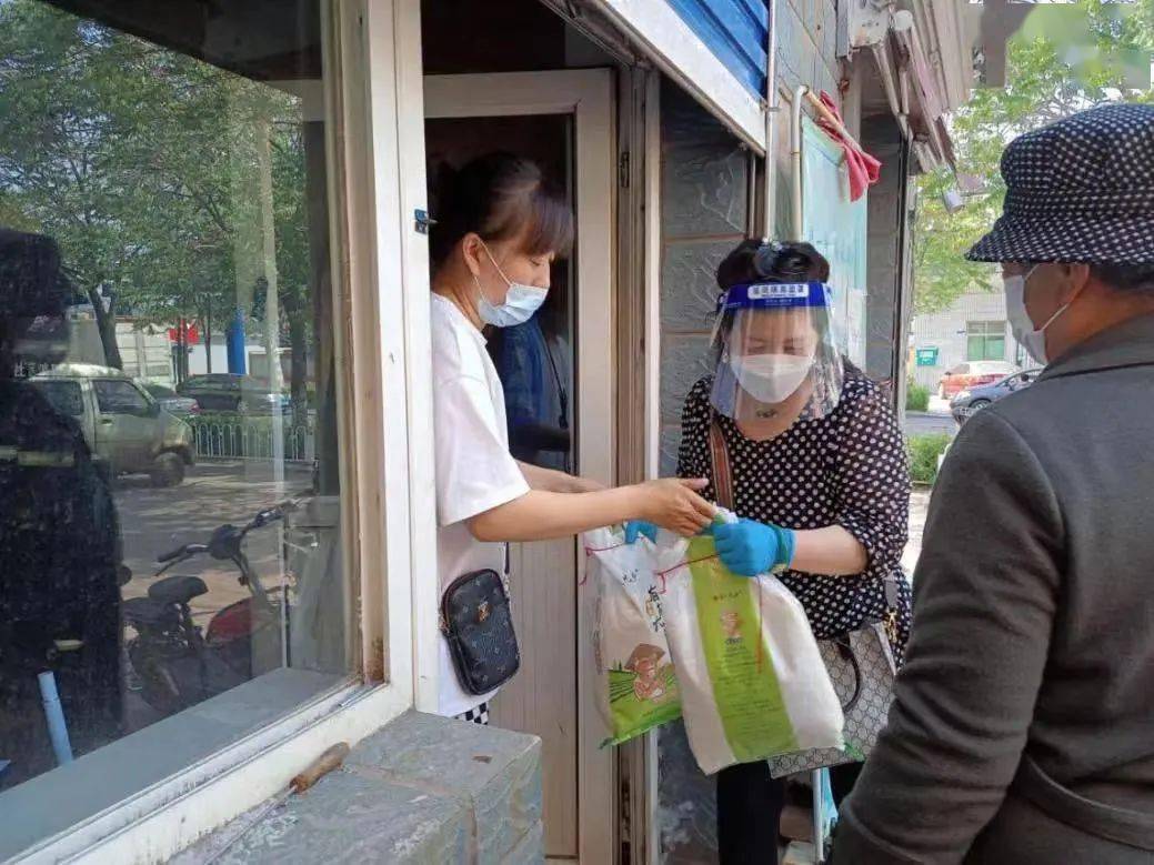 【新家园 新生活】小山街道：让“邻里”胜亲人