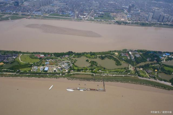 中华第一高瀑在什么地方？有什么好玩的吗？