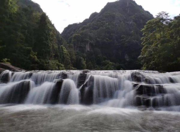 中华第一高瀑在什么地方？有什么好玩的吗？