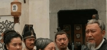 张居正夺情,虽取得了短暂胜利,但为他日后被清算埋下祸根 张居正夺情,虽取得了短暂胜利,但为他日后被清算埋下祸根