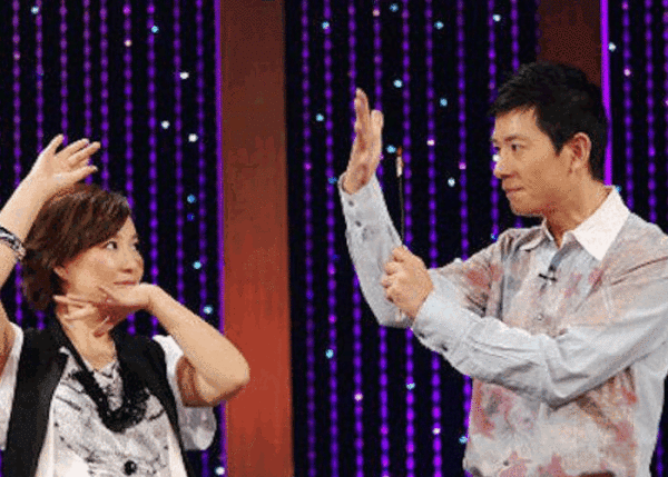 还记得火遍大江南北的《超级访问》中的主持人戴军吗?如今他去了哪里? 还记得火遍大江南北的《超级访问》中的主持人戴军吗?如今他去了哪里?