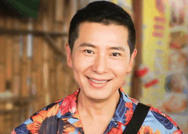 还记得火遍大江南北的《超级访问》中的主持人戴军吗?如今他去了哪里? 还记得火遍大江南北的《超级访问》中的主持人戴军吗?如今他去了哪里?