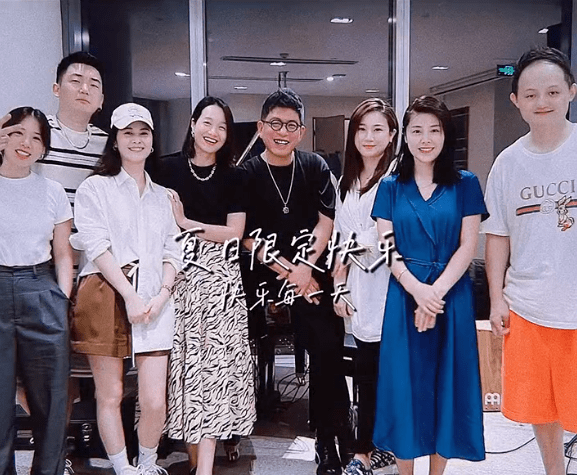 《我爱记歌词》团队15年后再相聚!天悦,袁野,华少未能出席 《我爱记歌词》团队15年后再相聚!天悦,袁野,华少未能出席