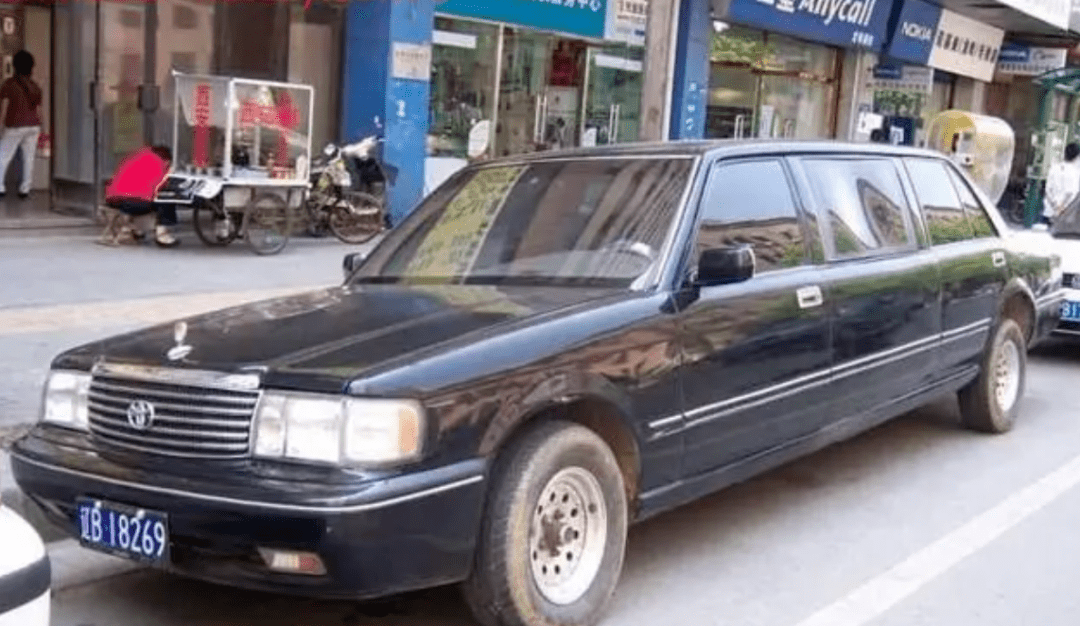 长城早期“山寨造车历史”，加长皇冠、莱斯莱斯银刺......