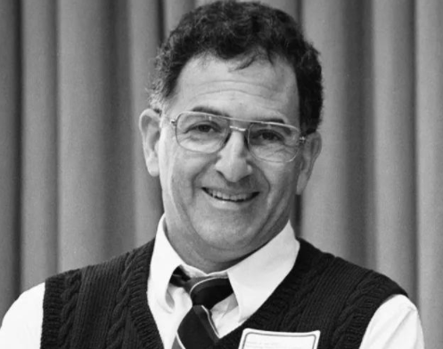 报刊的四种理来自论在传播学第几章 报刊的四种理来自论在传播学第几章