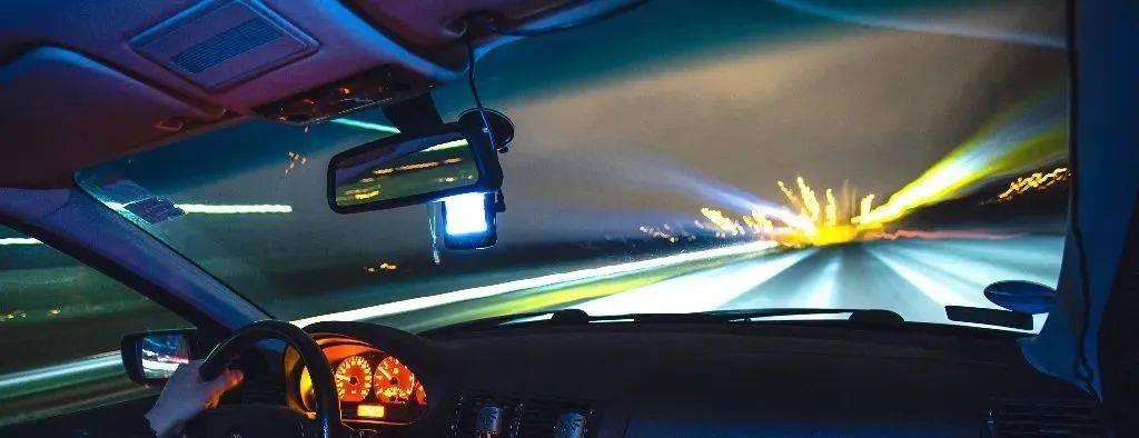 车内舆论空间应由主流声音引导 车内舆论空间应由主流声音引导