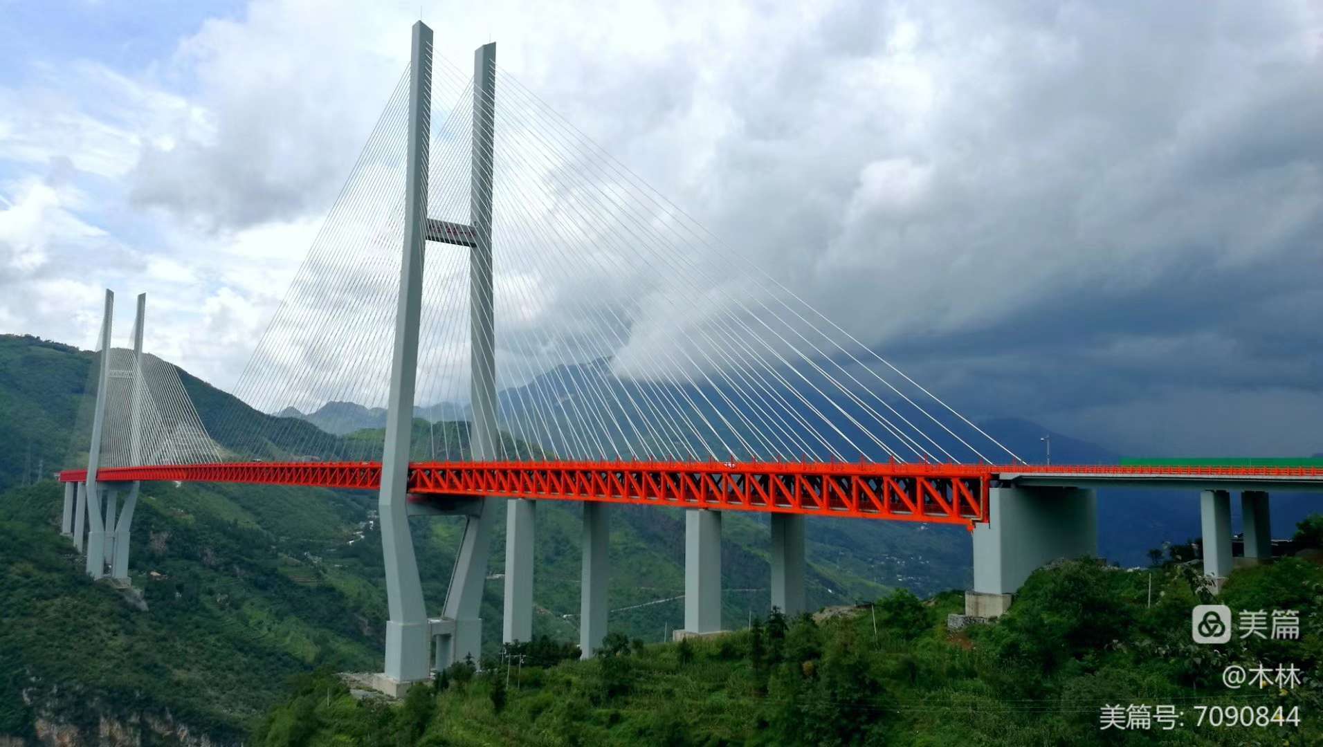 国庆节的由来篇一 国庆节的由来100字_国庆由来_关于国庆节的由来