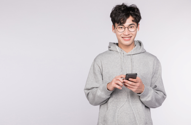 双鱼座男生喜欢一个人的表现 双鱼座男喜欢什么样的女生 双鱼座男生喜欢一个人的表现 双鱼座男喜欢什么样的女生