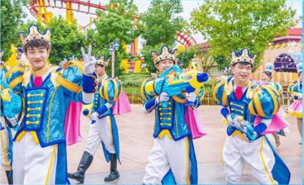 西双版纳民族风情来啦,荆州方特泼水狂欢节开幕 荆州方特开园时间及门票价格_傣族泼水节_荆州方特最新招聘信息