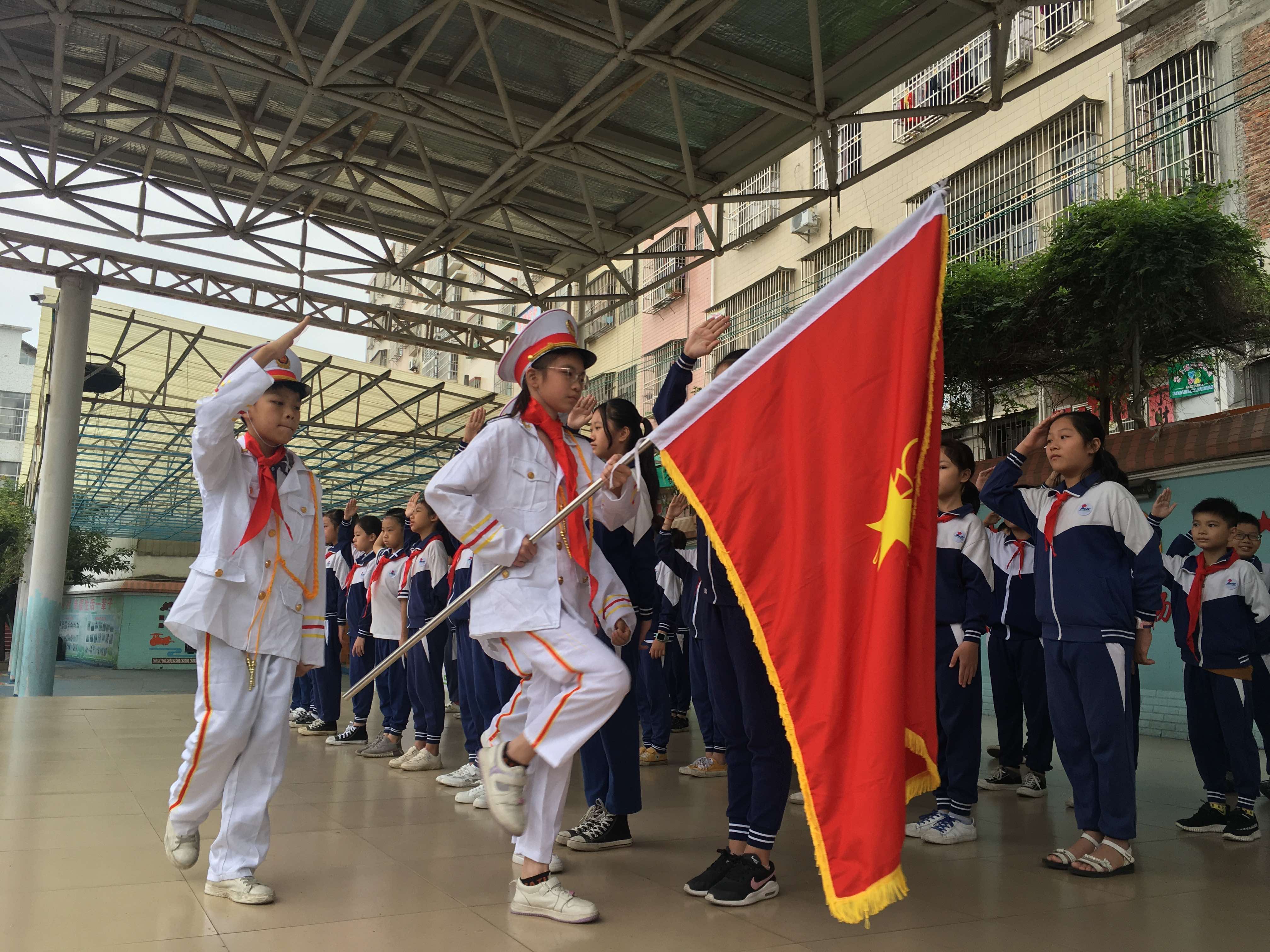 篮球队旗一般做多大尺寸 队旗尺寸_篮球比赛标准球多大_篮球队队旗尺寸