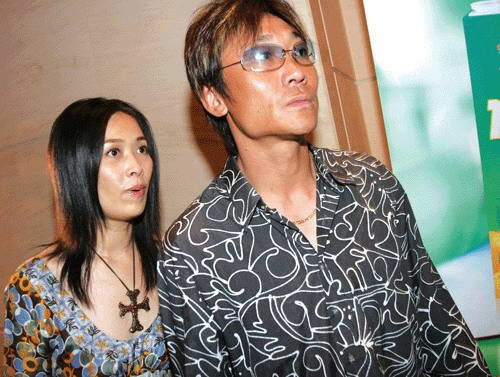 情断高峰,绯闻徐明,情定夜店老板的那英情感绯闻史 高峰那英前男友_高峰那英结婚了吗_那英和高峰