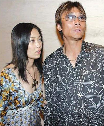 连环劈腿之后,那英对他彻底失望,前足球明星高峰的现状让人同情 高峰那英老公_高峰那英结婚了吗_那英和高峰