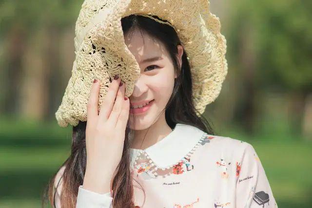 天生乐观,阳光温暖,笑起来很迷人的星座,让你没有“抵抗力” 天生星座查询月亮星座_天生星座_天生星座查询表