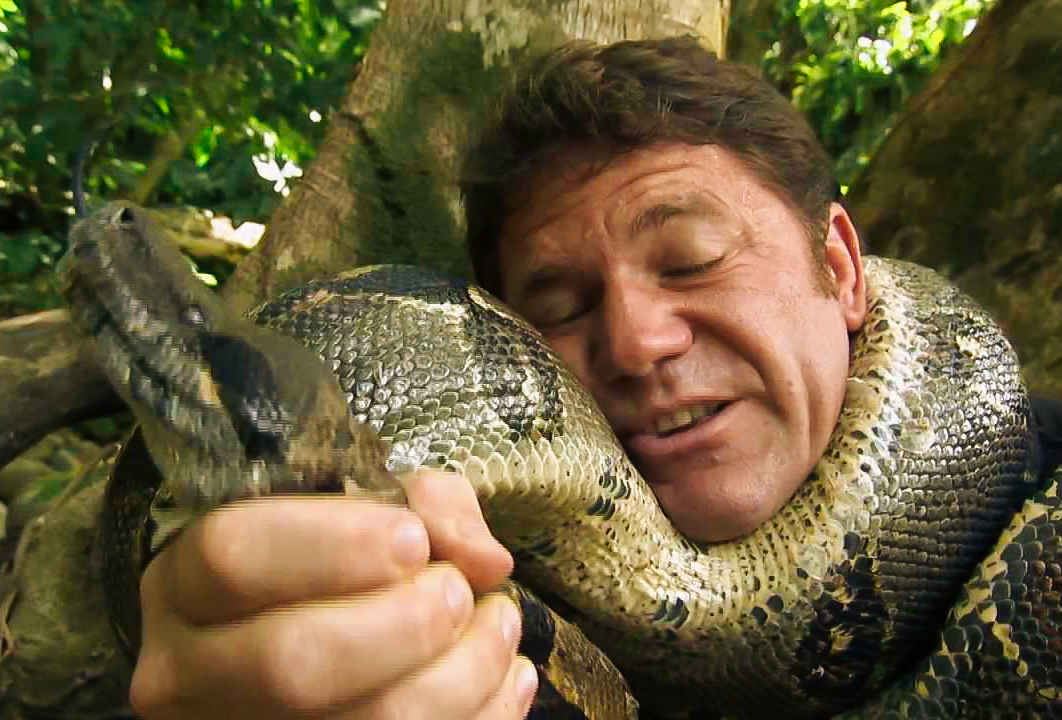 蟒蛇吞人真实事件_蟒蛇吞人_蟒蛇吞吃人