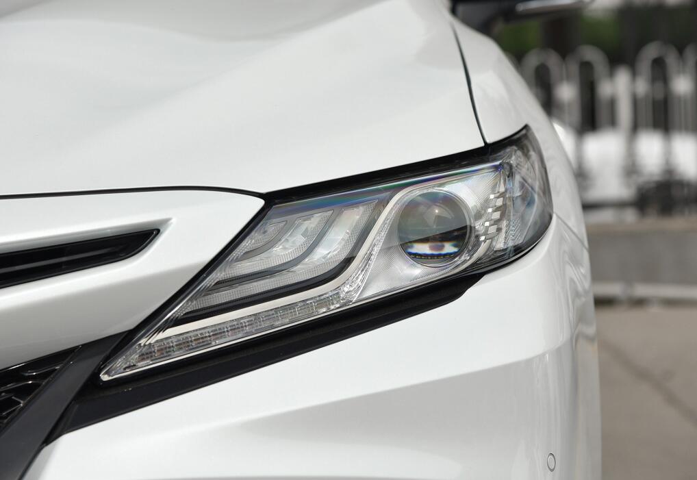 优惠幅度小,保值率高,2.0L的凯美瑞到底值不值得买? 凯美瑞2.5g优惠多少_凯美瑞2.0裸车优惠_凯美瑞2020款裸车价