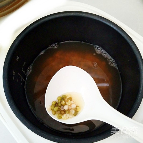 怀孕能喝绿豆汤不?医生给予肯定答复!附赠风味绿豆粥做法 孕妇去火喝什么好_孕妇怎么去火_孕妇去火最快的方法