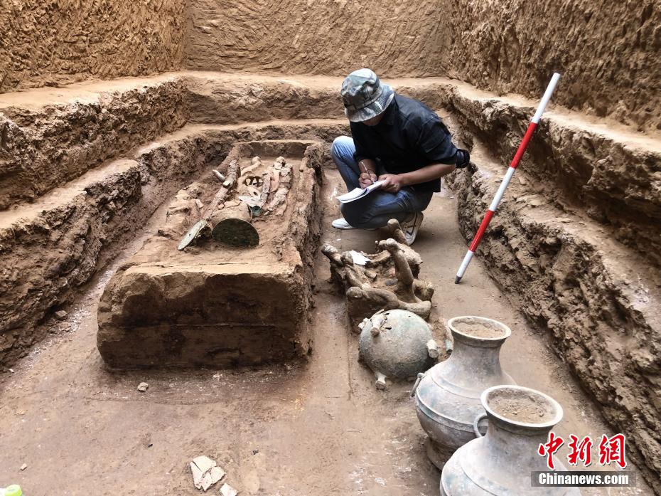 考古新发现!广西平果发现战国墓葬以及7处新石器时代遗址 新石器时代_石器时代新手村选哪个_石器时代新服发布网