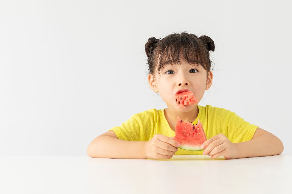 宝宝为什么要补铁?错过这个时间会影响智力发育 吃什么补铁_吃补铁的药会拉肚子吗_吃补铁的药大便是黑色的正常吗