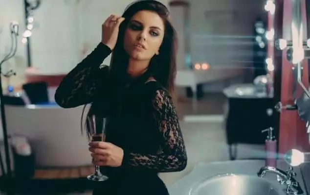 这三大生肖女，生来携财带福，再穷也能富贵一生