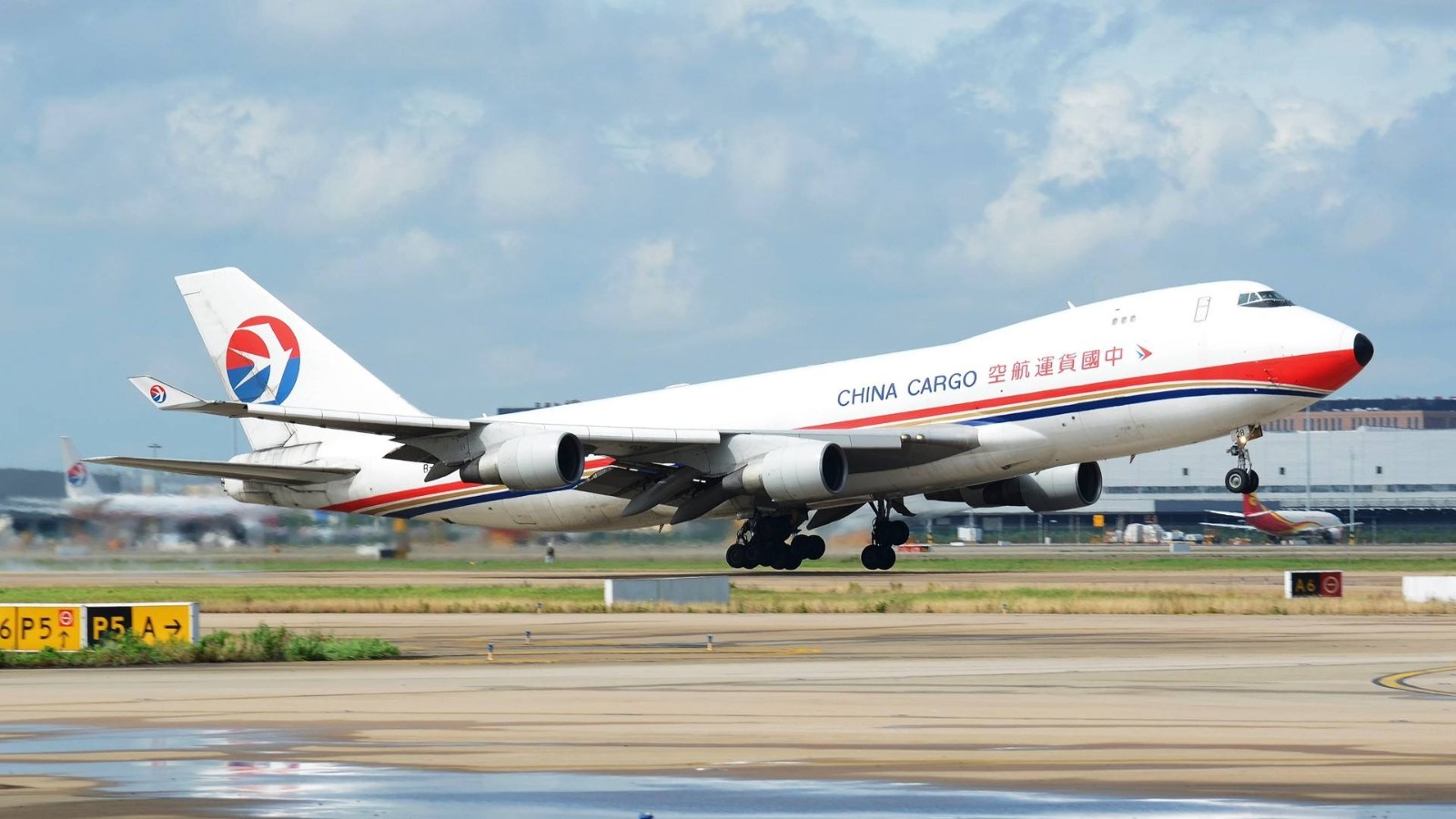 航空运输的发展现状 我国航空运输发展现状和未来展望 航空运输业_航空运输业行业分析_航空运输业属于什么行业