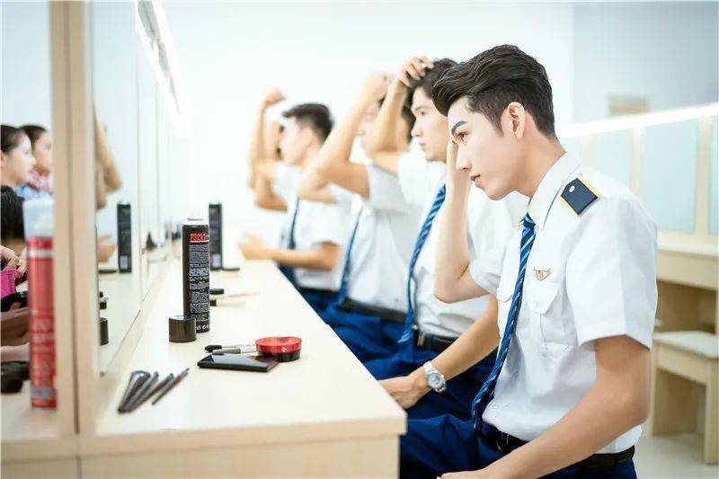 高考热门专业:民航运输专业解读 航空运输业_航空运输业是不是完全垄断市场_航空运输业属于什么行业