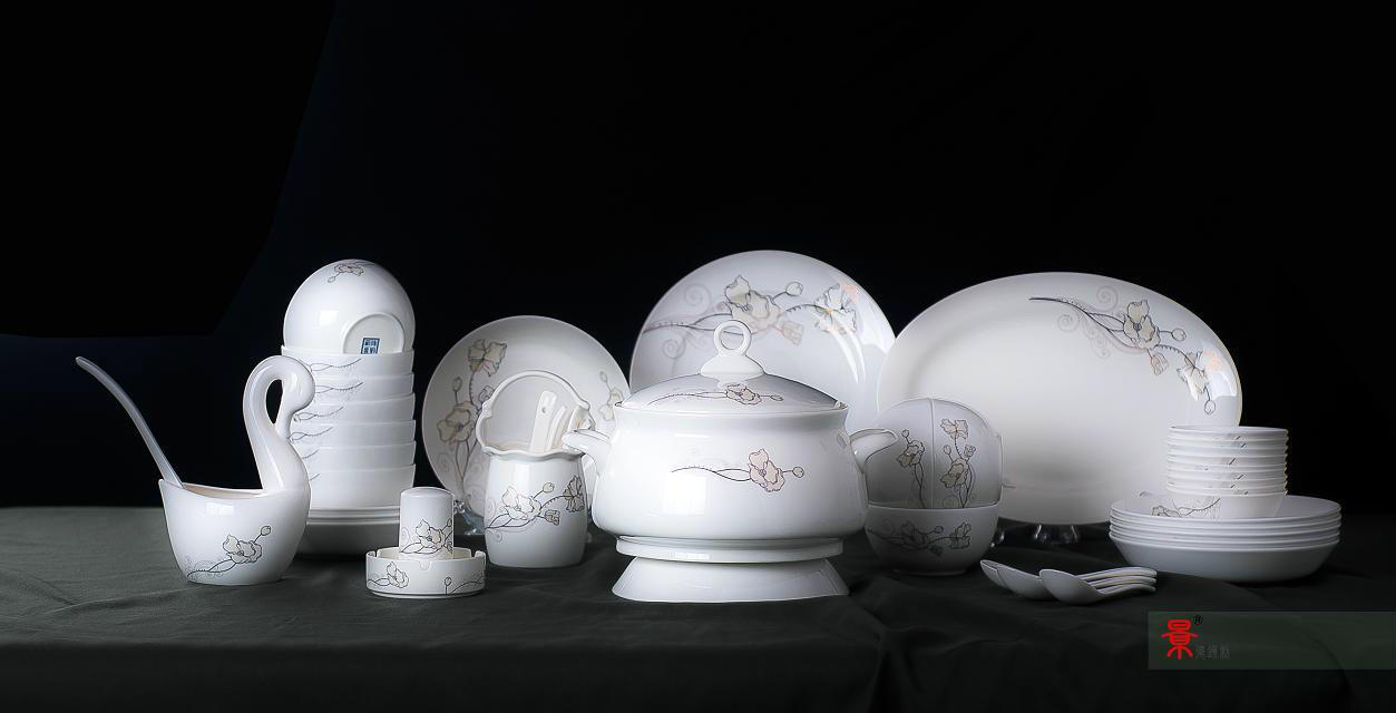 景德镇湘湖陶瓷大学_景德镇大学艺术分数线_景德镇陶瓷大学科技艺术学院